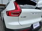 Volvo EX40 - Miniatura 7