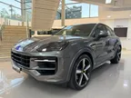 Porsche Cayenne E-hybrid - Miniatura 3