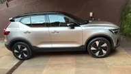 Volvo XC40 Recharge - Miniatura 2