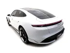 Porsche Taycan - Miniatura 4