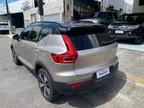 Volvo XC40 Recharge - Miniatura 4