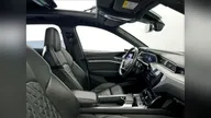 Audi E-tron - Miniatura 9