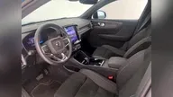 Volvo XC40 Recharge - Miniatura 8