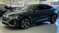Audi Q8 Sportback E-tron - Miniatura 3