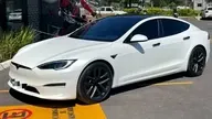 Tesla Model S - Miniatura 2