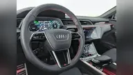Audi Q8 E-tron - Miniatura 10