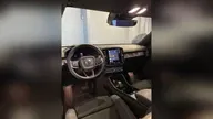 Volvo XC40 Recharge - Miniatura 11