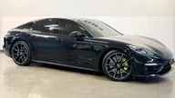 Porsche Panamera 4 E-hybrid - Miniatura 2