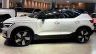 Volvo XC40 Recharge - Miniatura 3