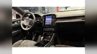 Volvo XC40 Recharge - Miniatura 11