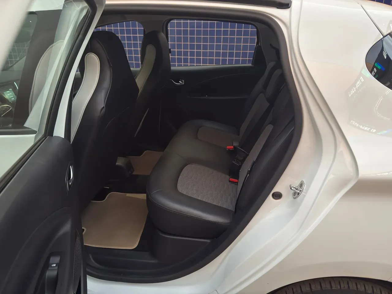 Renault Zoe Z.e. - Imagem 11