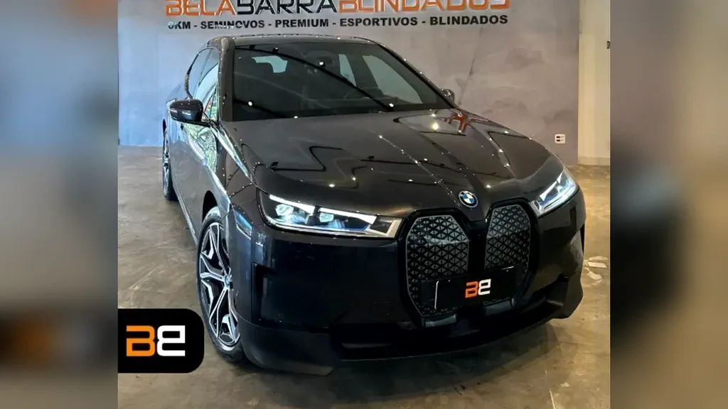 Foto de um bmw ix