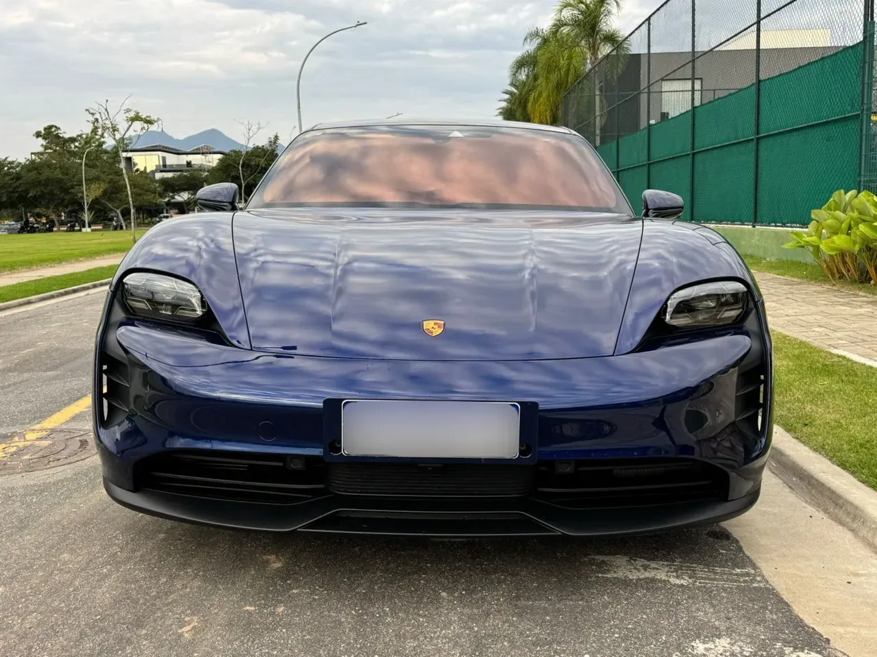 Porsche Taycan - Imagem 4