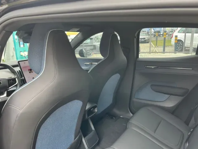 Volvo EX30 - Imagem 9