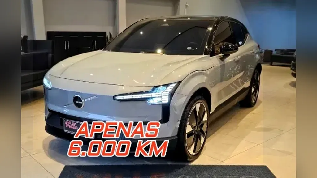 Foto de um volvo ex30