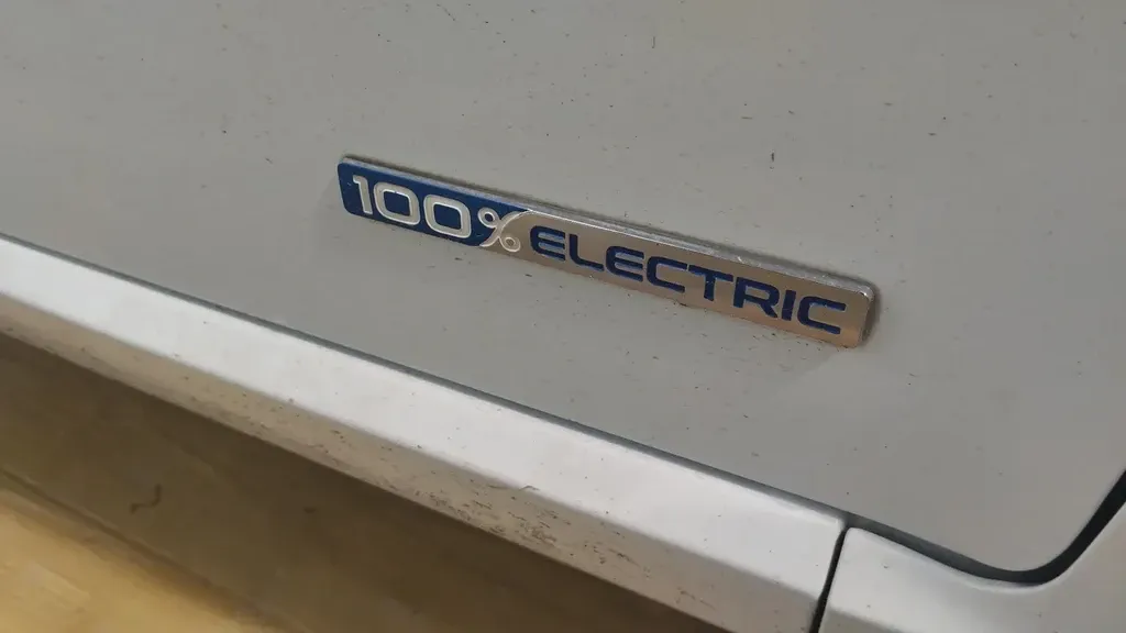 JAC E-JS1 - Imagem 2