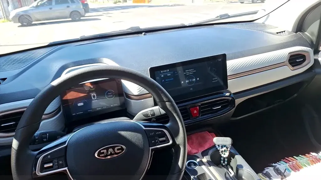 JAC E-JS1 - Imagem 5