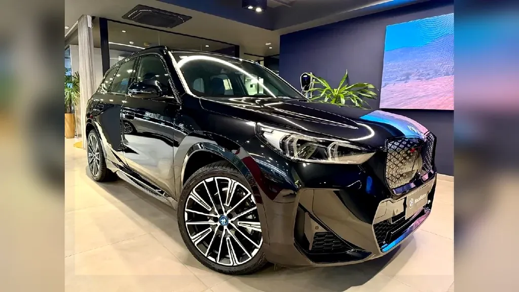 Foto de um bmw ix1