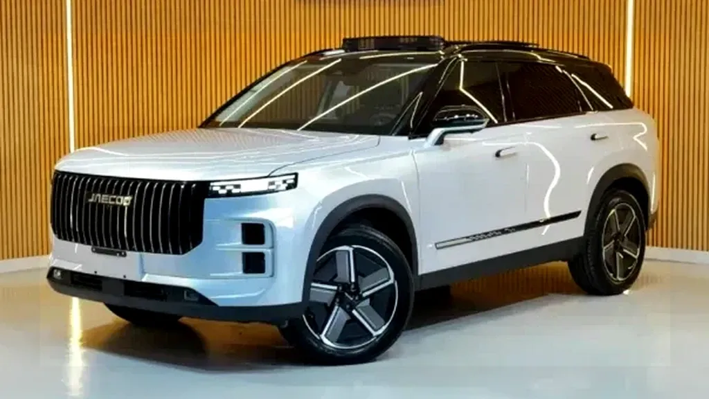 Foto de um jaecoo 7 plug-in hybrid