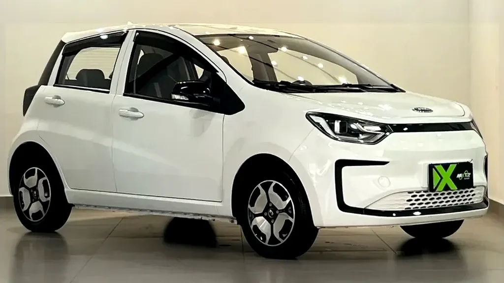 Foto de um jac e-js1