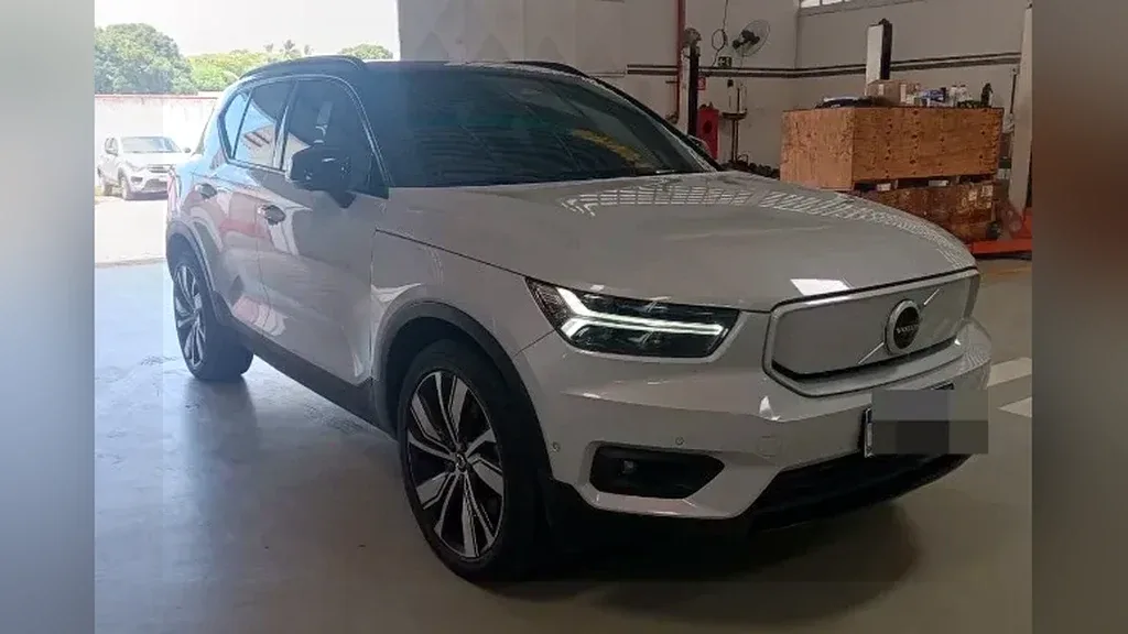 Volvo XC40 Recharge - Imagem 2