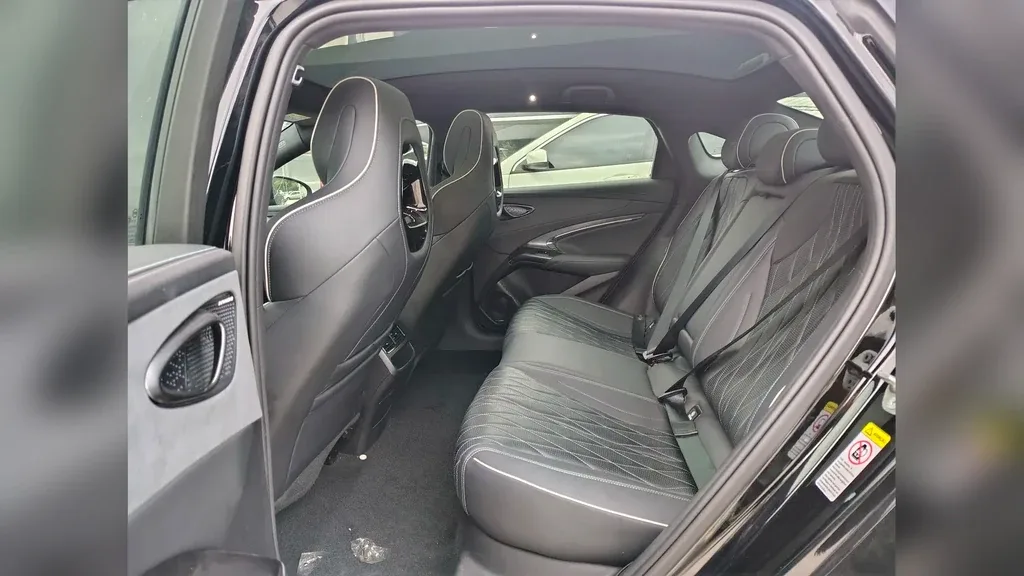 BYD Seal - Imagem 12