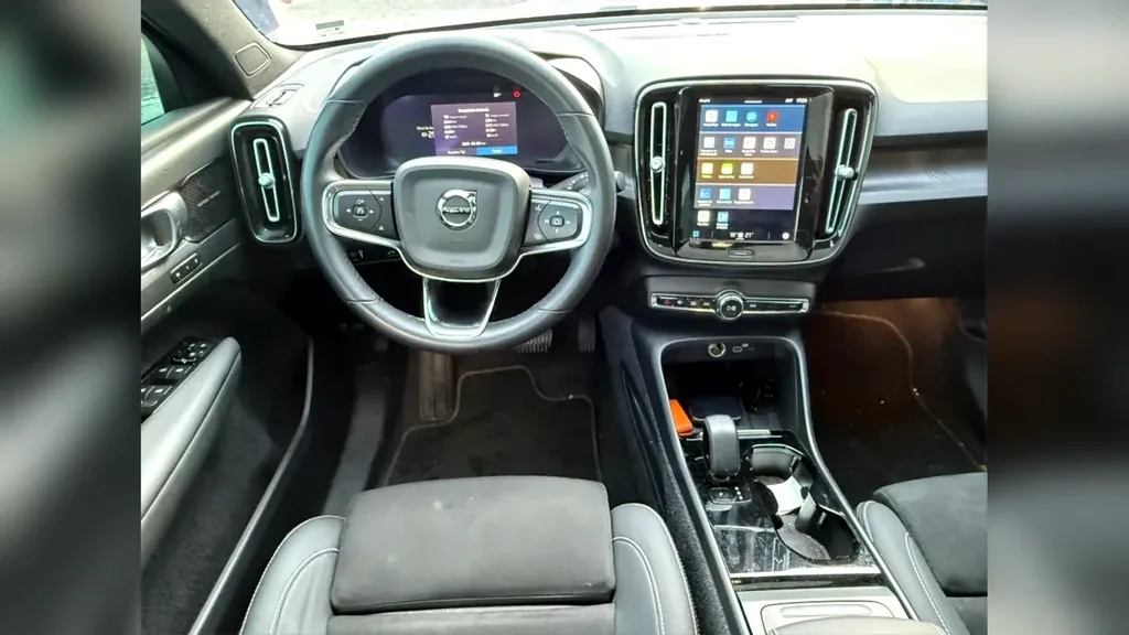 Volvo C40 Recharge - Imagem 8