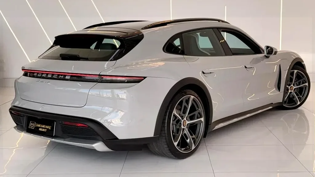 Porsche Taycan - Imagem 2