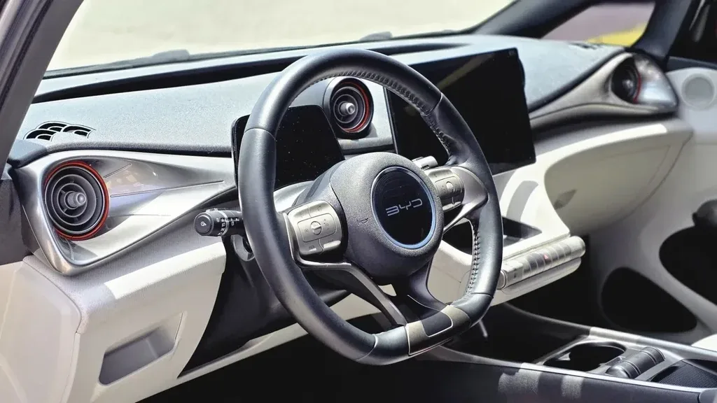 BYD Dolphin - Imagem 9