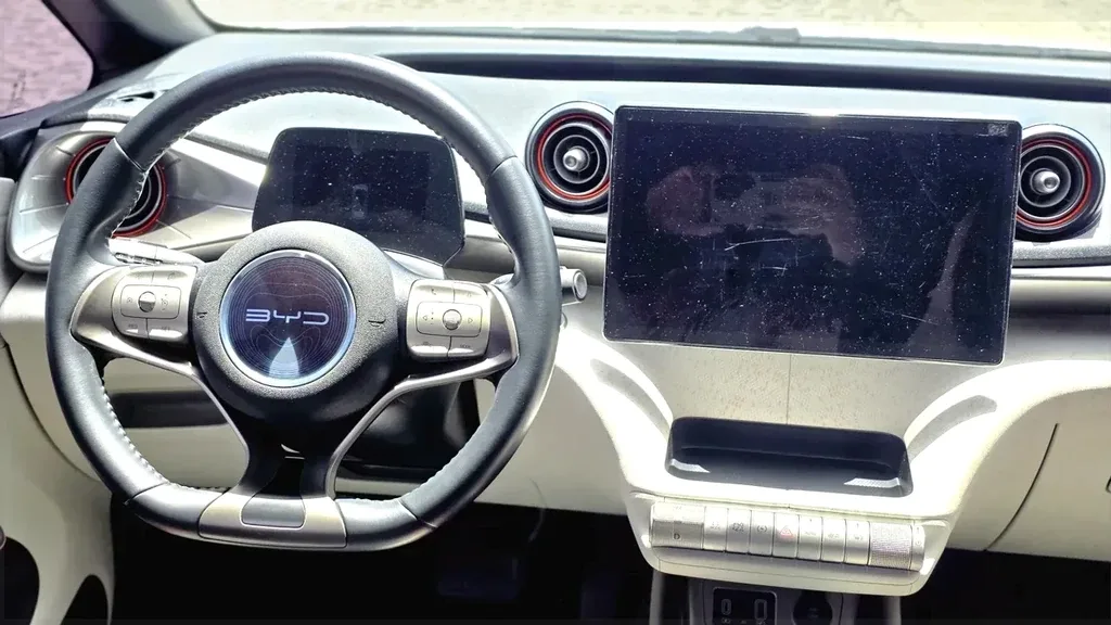 BYD Dolphin - Imagem 11