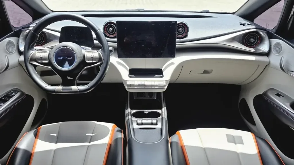 BYD Dolphin - Imagem 12