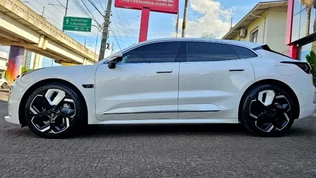 Zeekr 001 - Imagem 11