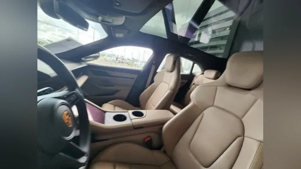 Porsche Taycan - Imagem 6