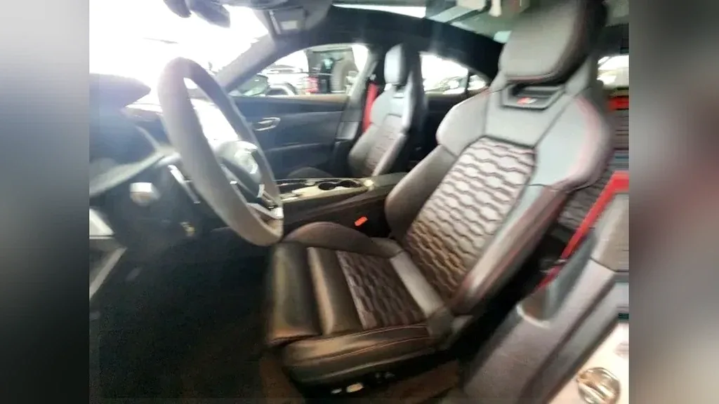 Audi Rs E-tron  GT - Imagem 3