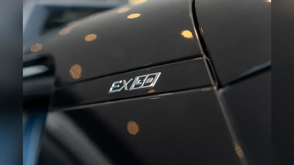 Volvo EX30 - Imagem 16