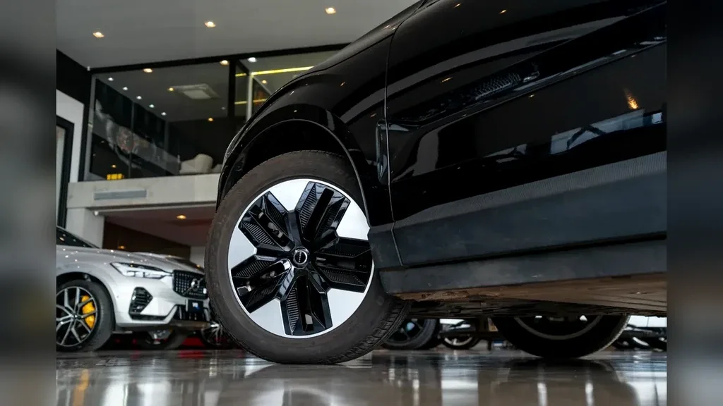 Volvo EX30 - Imagem 19