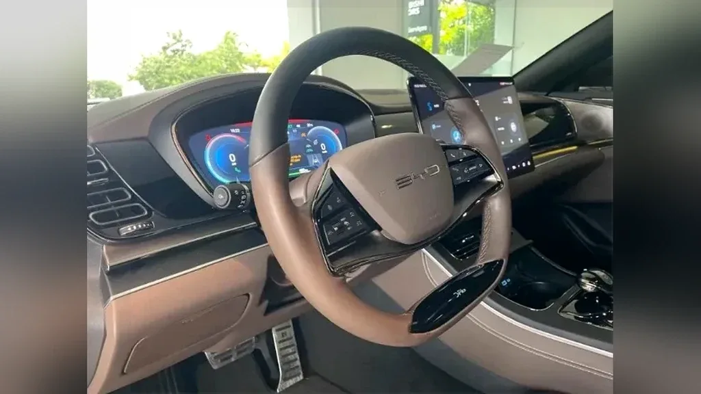 BYD Han - Imagem 13