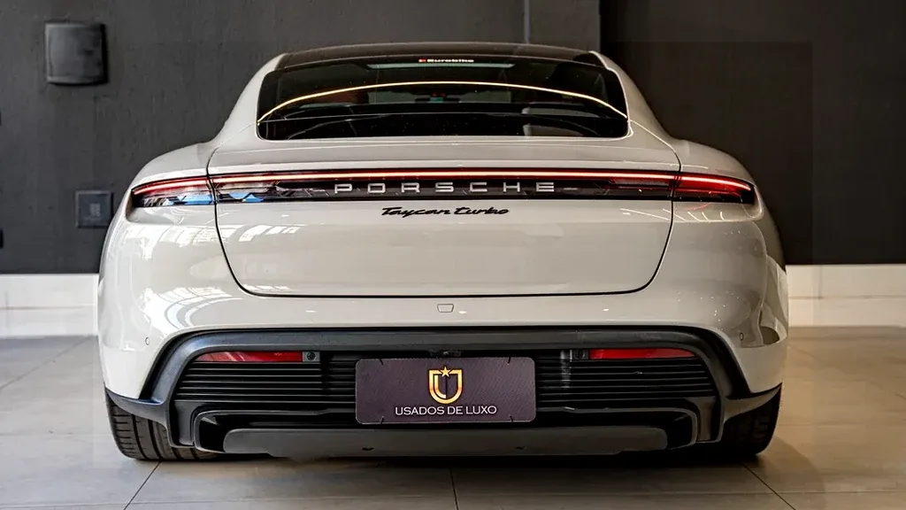 Porsche Taycan - Imagem 4