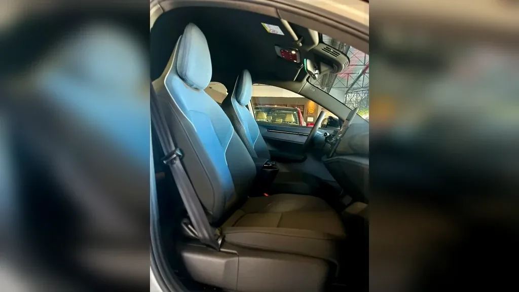 Volvo EX30 - Imagem 15