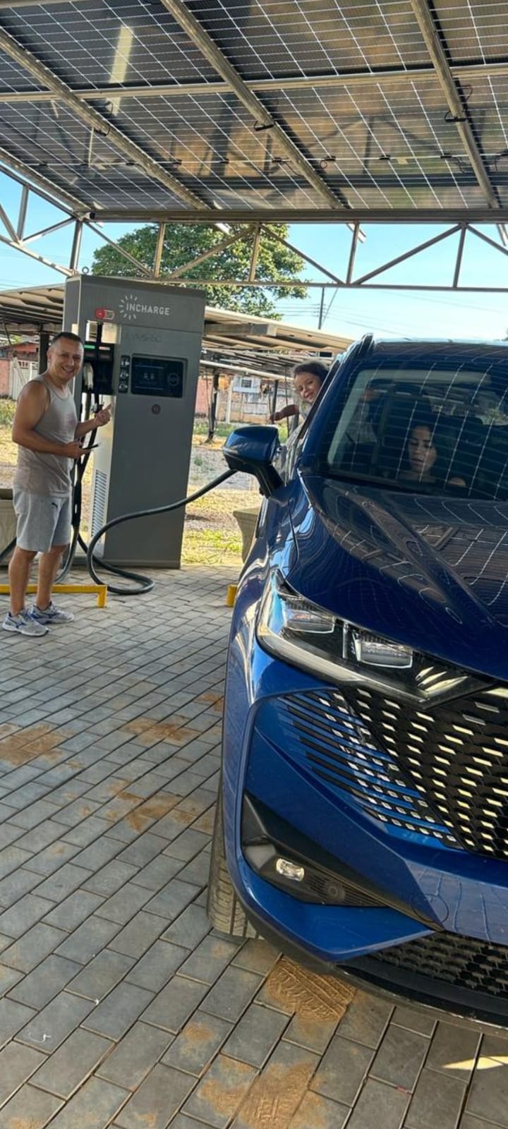 Foto 2 da estação JBA Energia Solar E Carros Eletricos