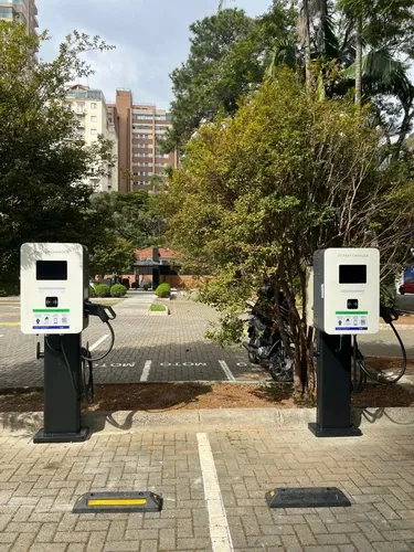 Foto 3 da estação Pit Recharge Madeiro / Jeronimo