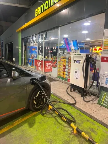 Foto 2 da estação Posto Ouro Negro